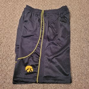 Pro Edge Black Iowa Hawkeyes Athletic Basketball Shorts